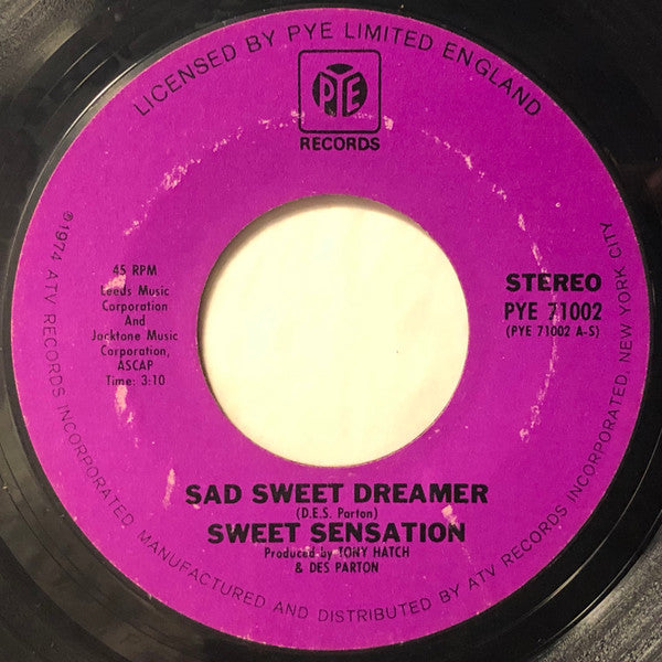 Sweet Sensation (2) : Sad Sweet Dreamer (7", Single, Pur)